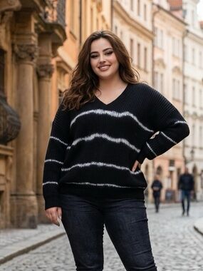 NWOT Sew In Love Plus Size Black V Neck Long Sleeve White Stripe Sweater - 3XL